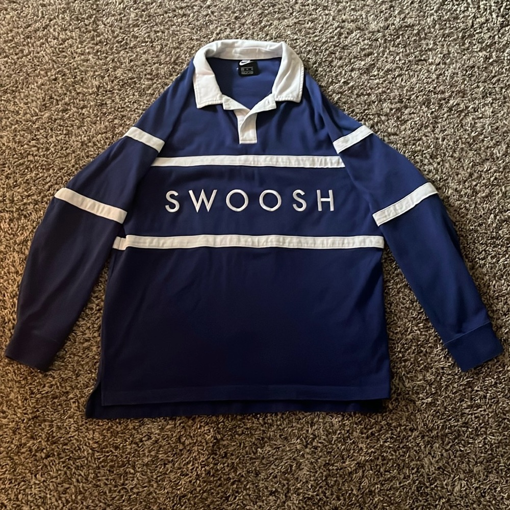 XL Y2K Nike Swoosh Rugby Blue and White Tee Shirt